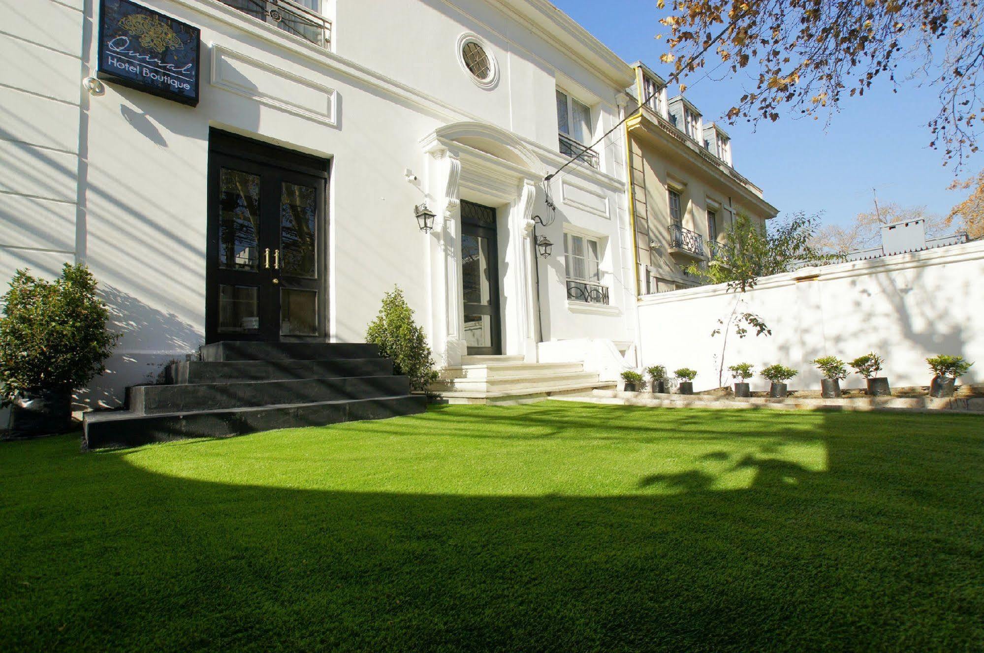 Quiral Hotel Boutique Сантьяго Экстерьер фото