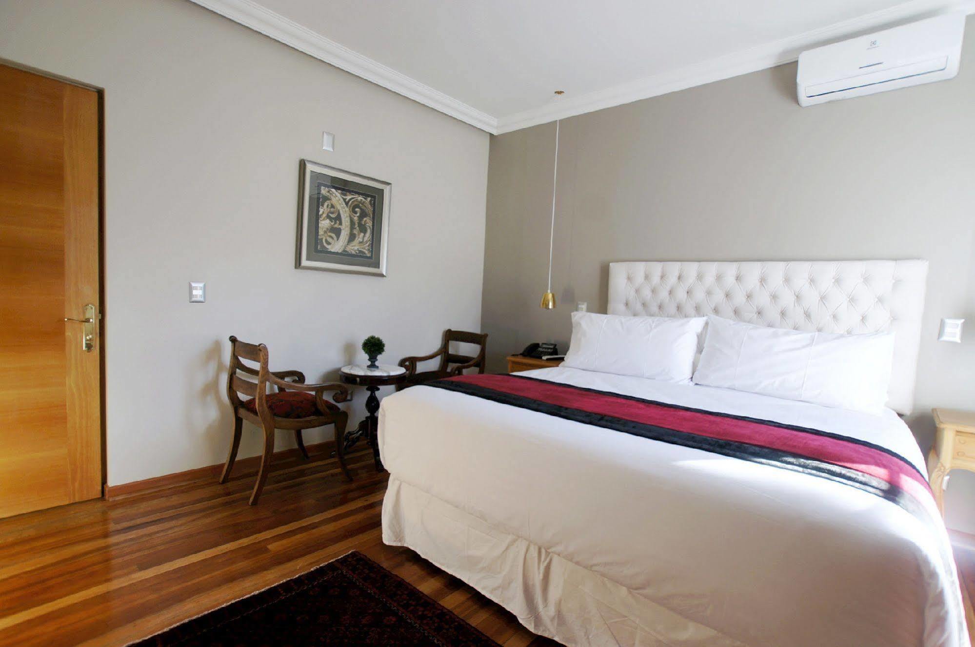 Quiral Hotel Boutique Сантьяго Экстерьер фото
