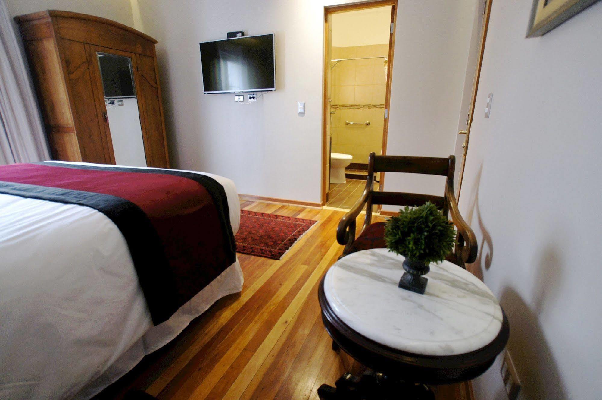 Quiral Hotel Boutique Сантьяго Экстерьер фото