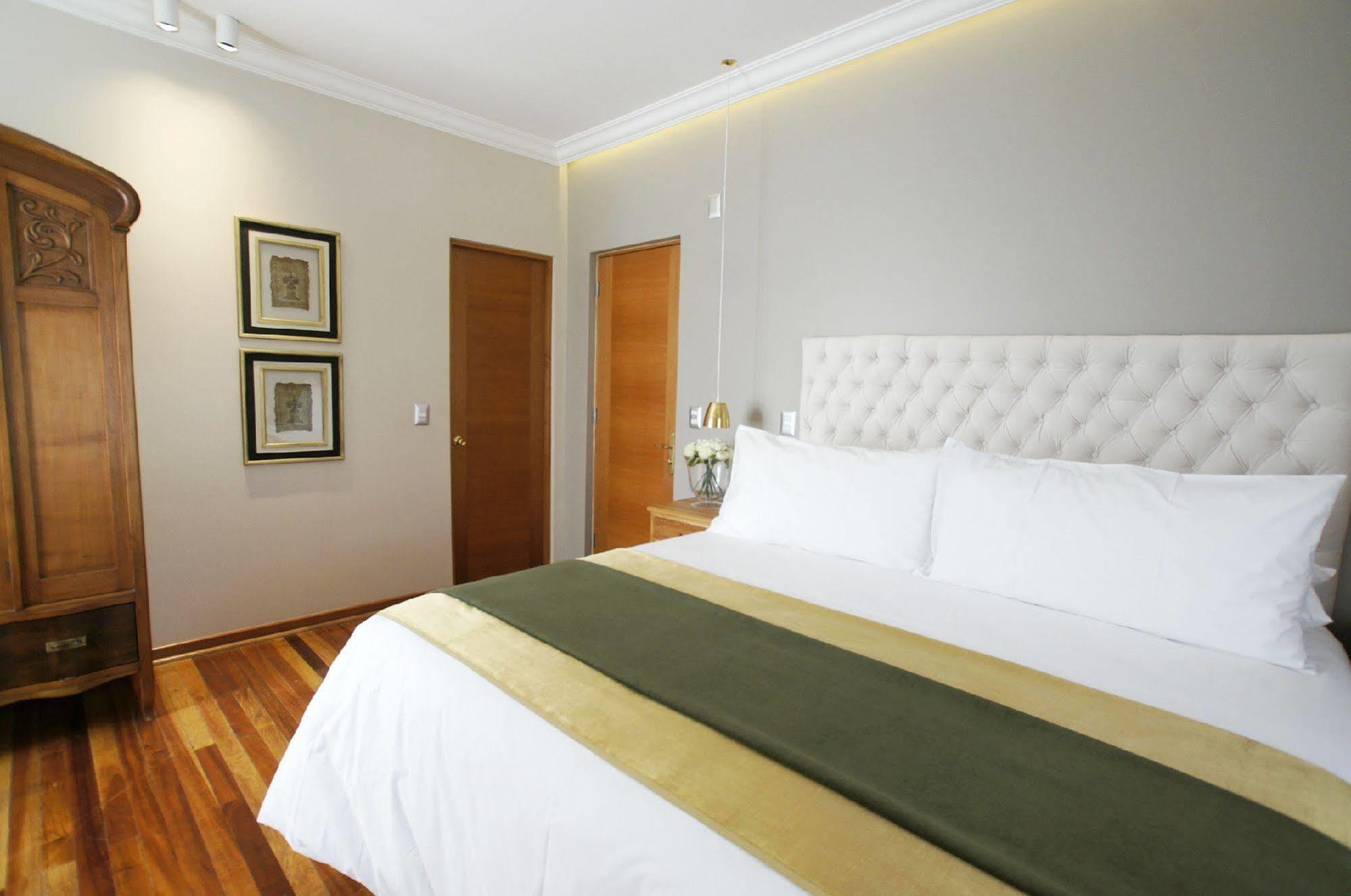 Quiral Hotel Boutique Сантьяго Экстерьер фото